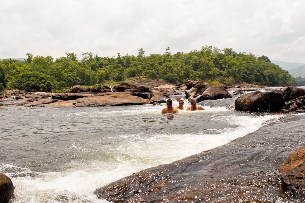 Quiet By The River- Cgh Earth Thodakayam Luaran gambar