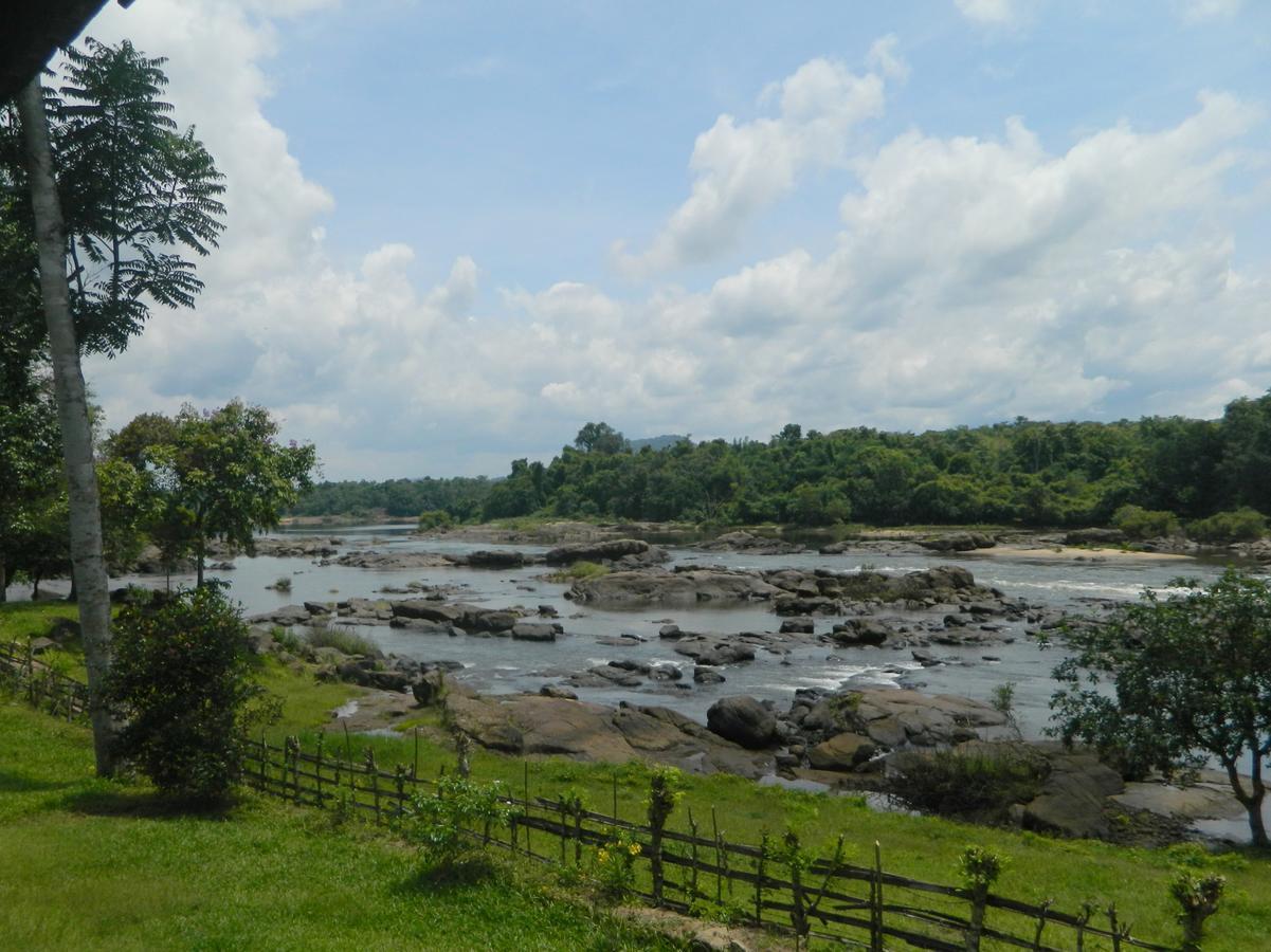 Quiet By The River- Cgh Earth Thodakayam Luaran gambar